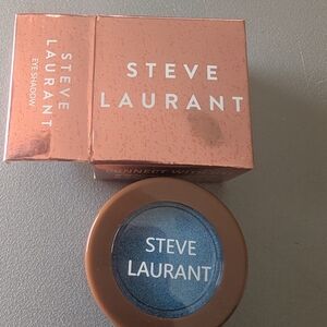 Steve Laurant Blue Eyeshadow‎